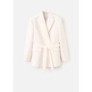Suit jacket with belt